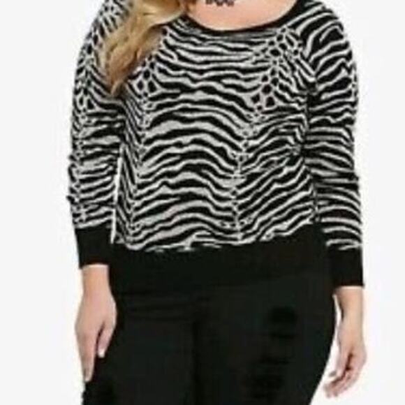 Torrid Women’s Plus Size Zebra Print Sweater Metallic Threading Size 1 Fall - Picture 1 of 10
